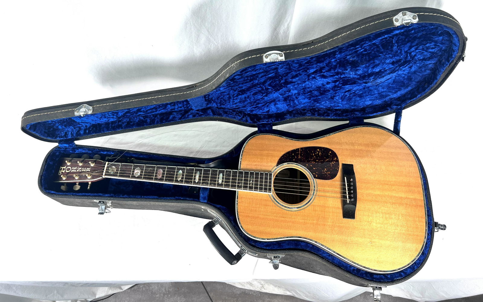 MIJ Hohner HG-320 Deluxe Acoustic Guitar & OHSC (1 of 17)