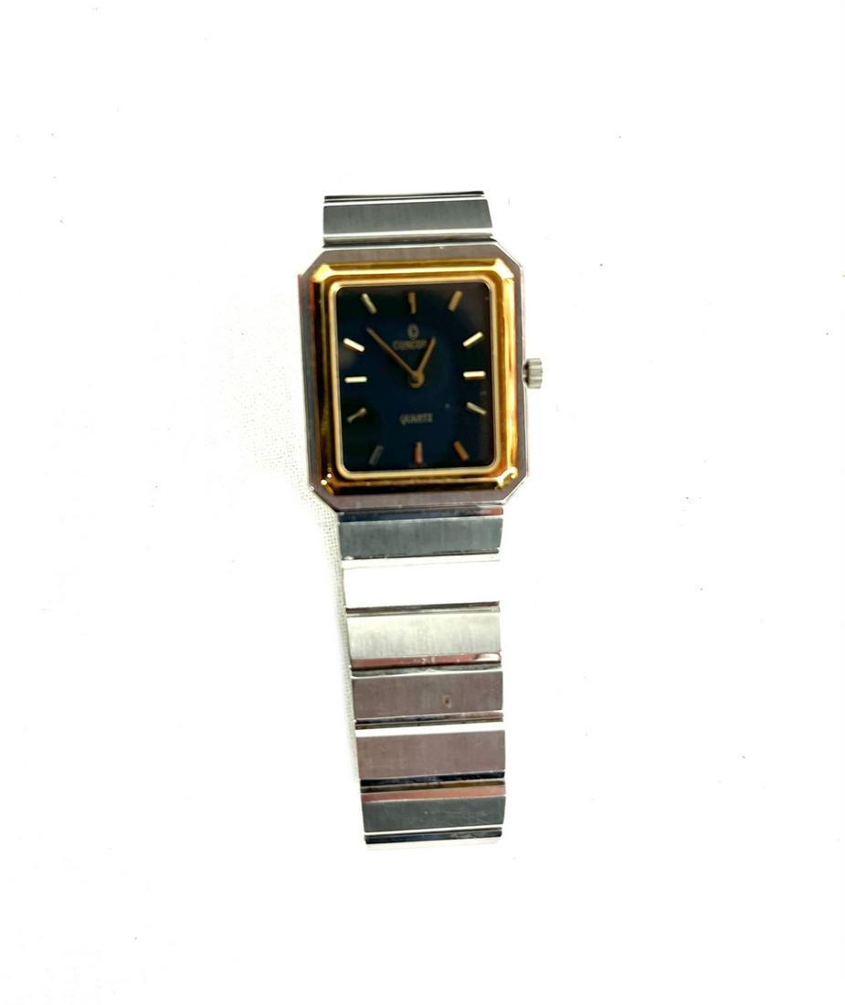 Concord Mariner Two Tone 18K/Steel Mens Watch: Beautiful Vintage looking Concord Two Tone 18K Gold/Steel Swiss Luxury Watch Model No. SG 15 81 626 with Original Box Papers & Warranty/Authenticity Card in Good Condition Out of New York City Estate