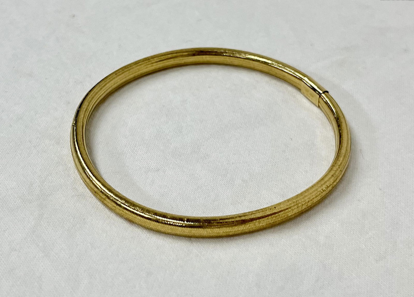 14k Gold Designer Italy Bangle Bracelet (1 of 5)