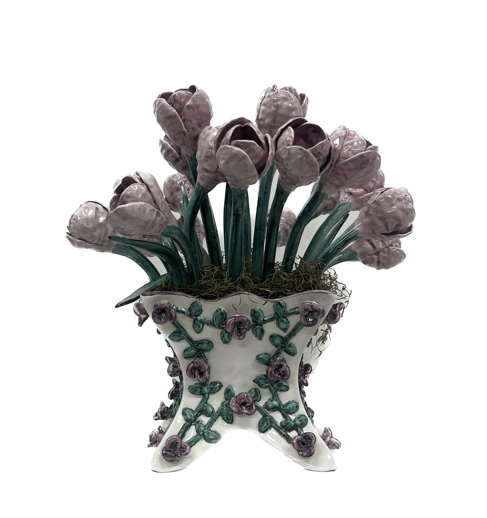 Large Floral Arrangement Masterpiece: Large Floral Arrangement Artist Made Porcelain master Piece Centerpiece Majolica? Glazed Teracotta ? Tulip or Roses Flower Very Nice Purple Green and White Colors Condition Good Please Look at photos 