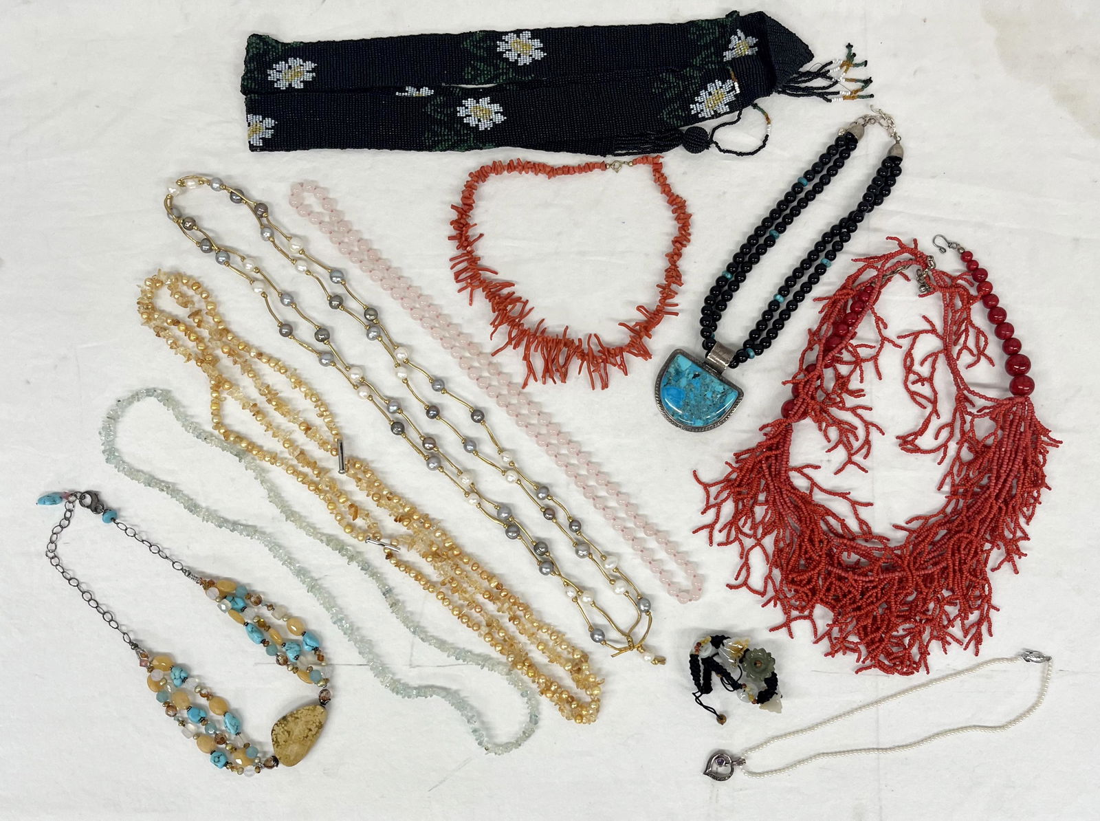 Vintage Beaded Jewelery Lot  Sterling Coral Navajo (1 of 4)