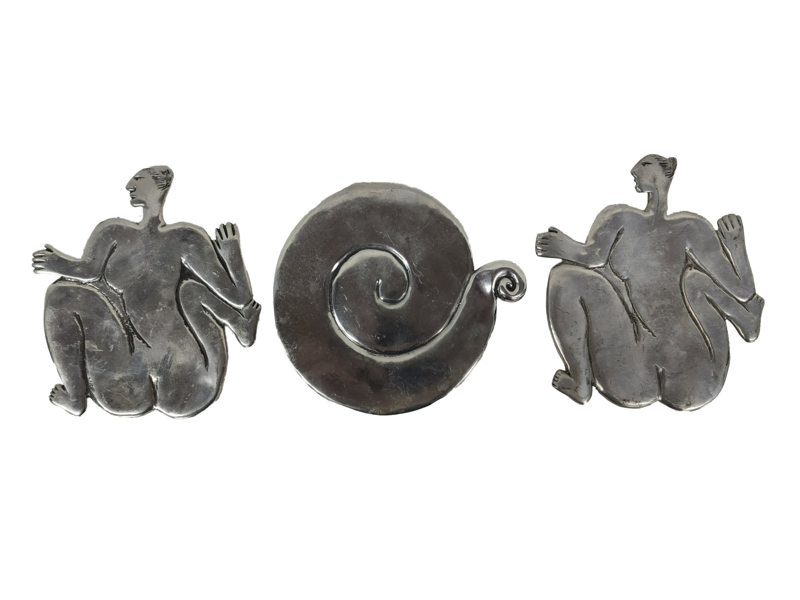 Carrol Boyes (1954-2019 S African) Nude: Carrol Boyes ( 1954-2019 South African ) 2x Picasso Esque Style Nude Lady Metal Sculpture Trivets / Pot Sculpture ( 6" x 7" ) 1x Trivet in Shape of Pumpkin Metal Trivets / Pot ( 6" x 7" ) Sculpture Si
