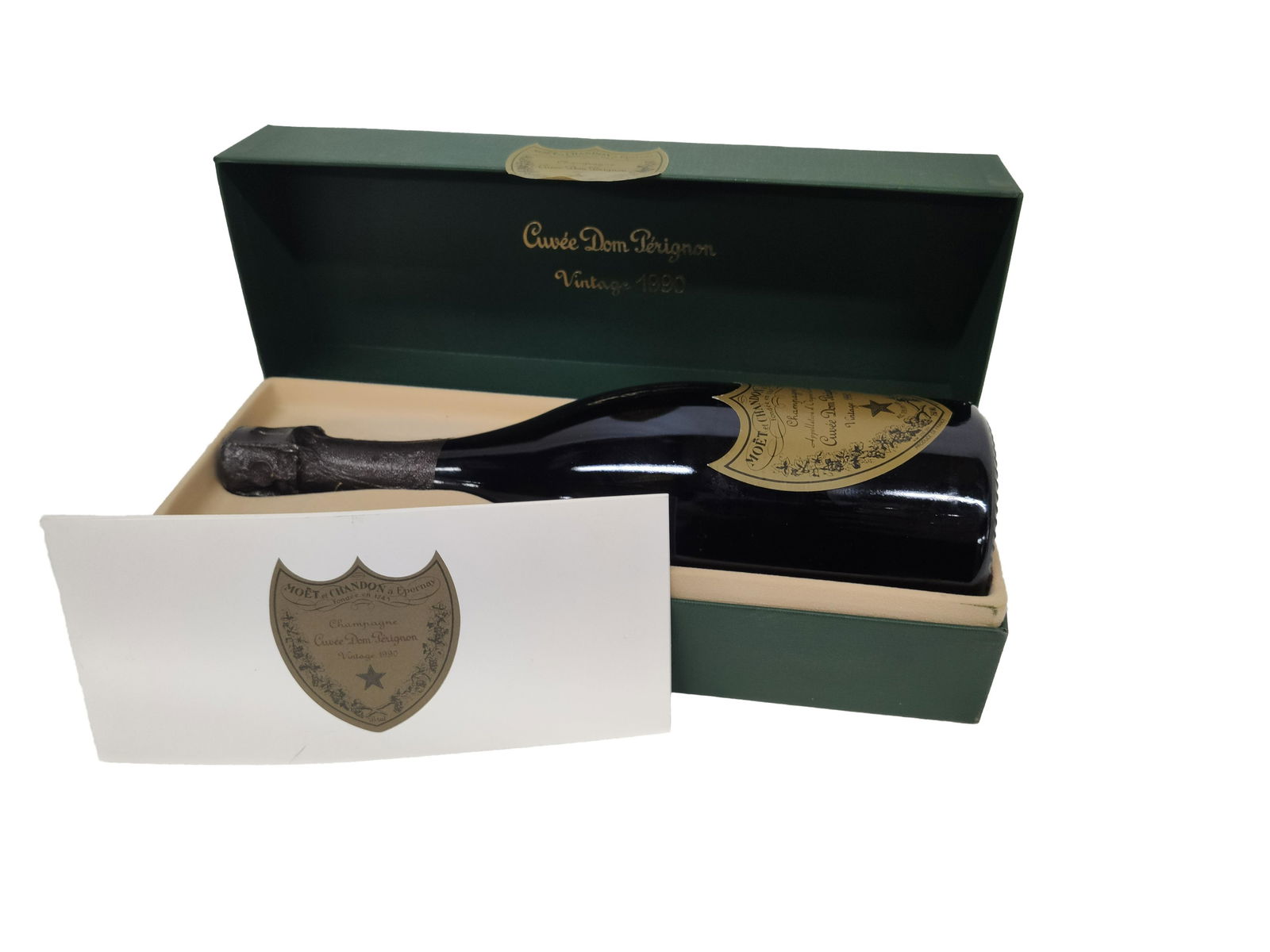 Cuvee Dom Perignon Champagne Vintage 1990 (1 of 8)