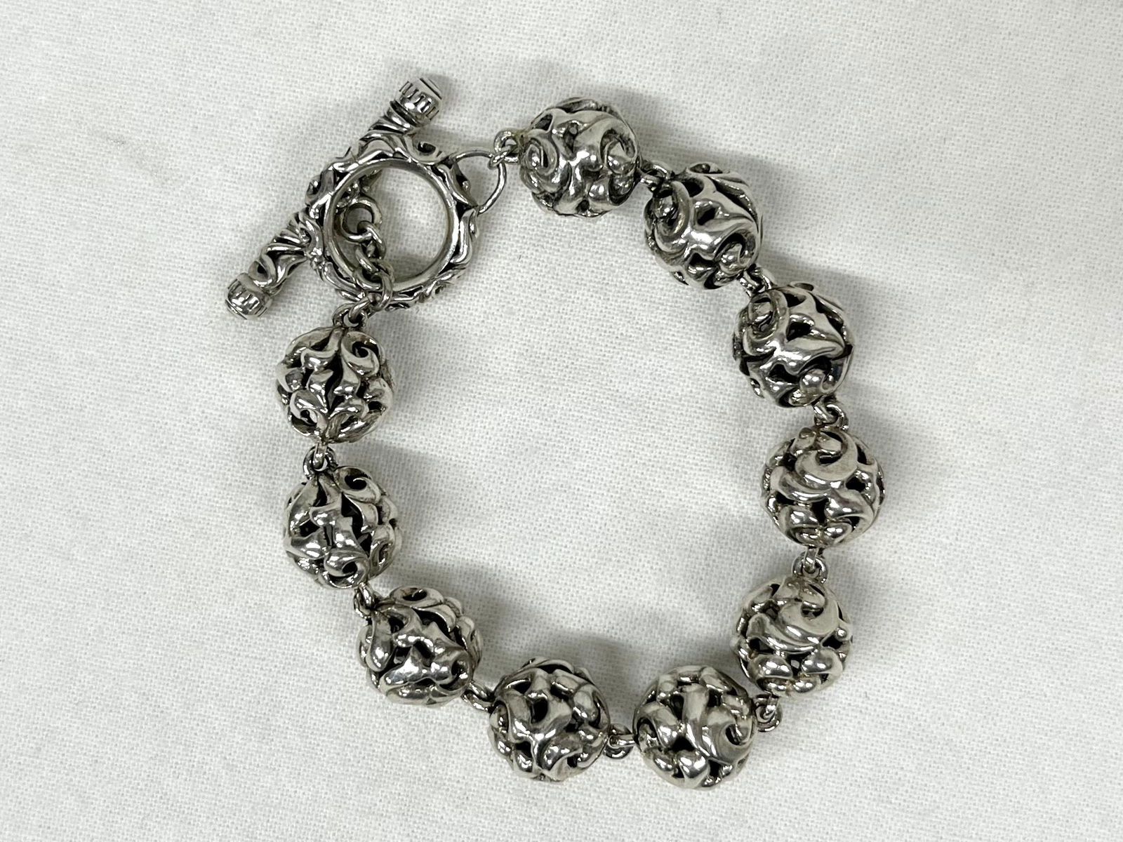 Charles Krypell Sterling Silver Bracelet: Charles Krypelll Sterling Silver Bracelet Signed C. Krypel Condition Used Dimensions 7 Inches Weight 34 Grams Out Of New York City Estate