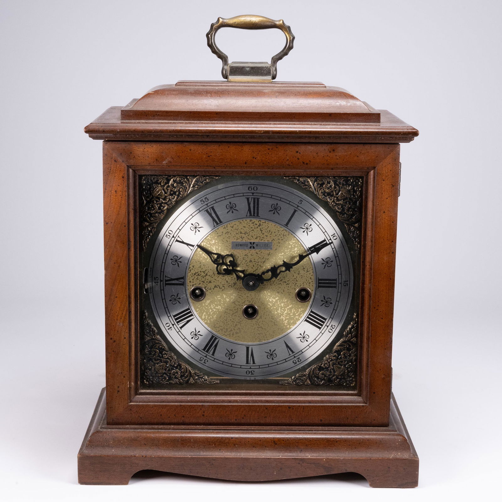 Howard Miller Westminster Chiming Mantle Clock (1 of 4)