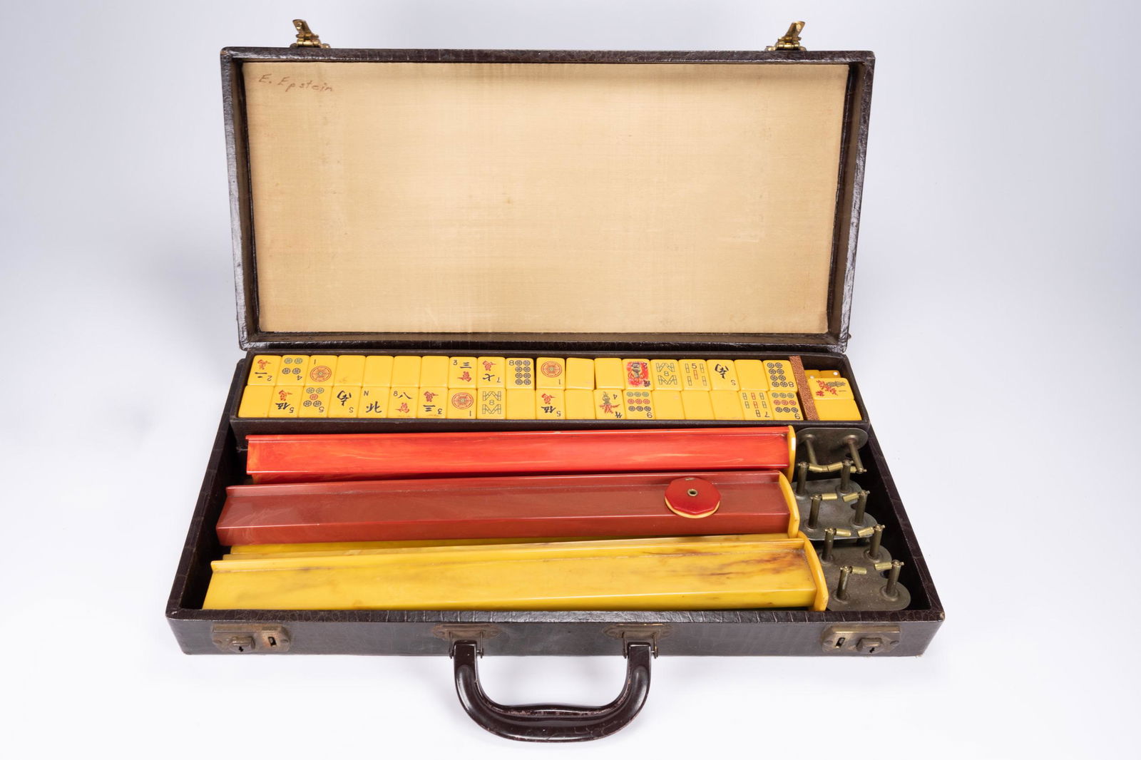 Bakelite Mah Jong Set (1 of 3)