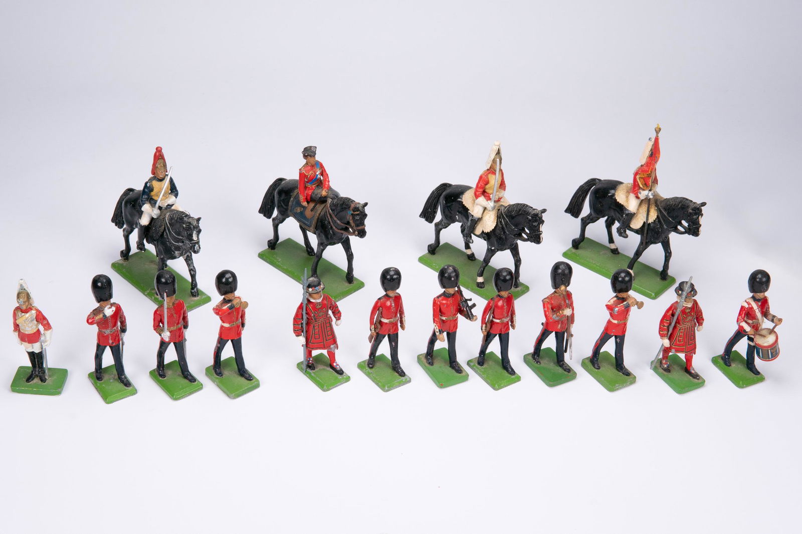 Britain & Britain LTD Soldiers Preoned Condition (1 of 2)