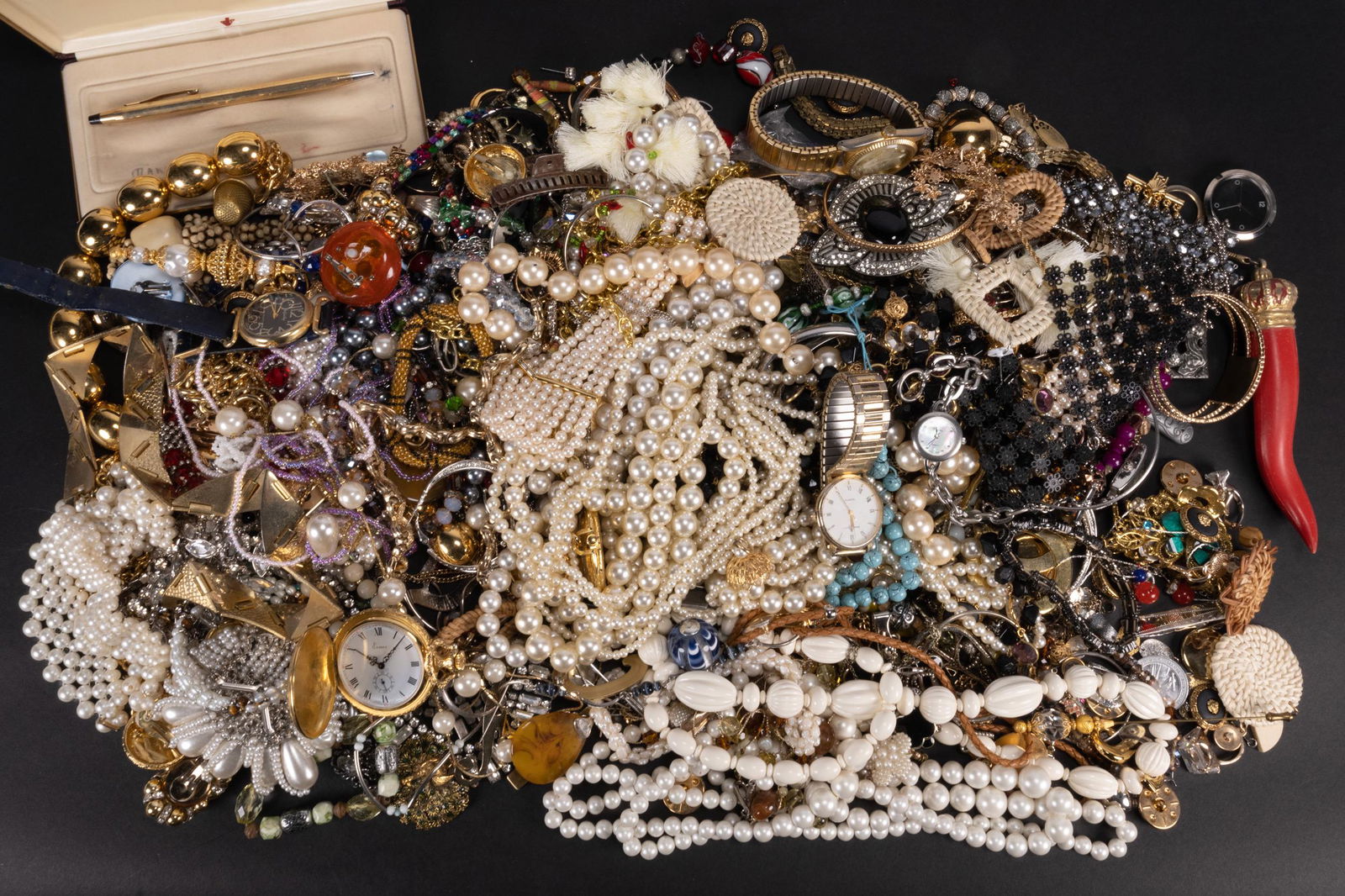Costume Jewelry Earrings Pins Rings Broaches and More (1 of 5)