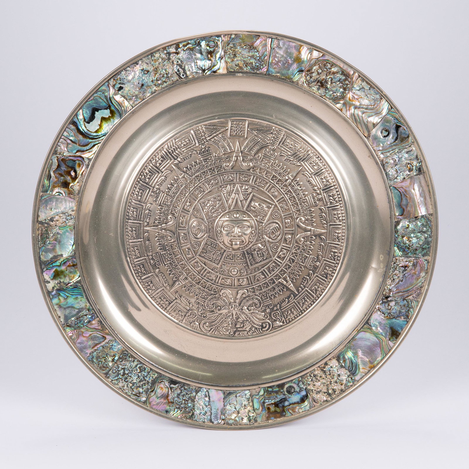 Zodiac Plaque Mother Of Pearl Inlay Mexico: Zodiac Plaque Mother Of Pearl Inlaid Mexico 11" Diameter Rita Martin Reed and Barton Items Glass Fruit Bowl Canine Drinking Cup In Overall Good Condition Please look at Photos Closely Out of a New Yor