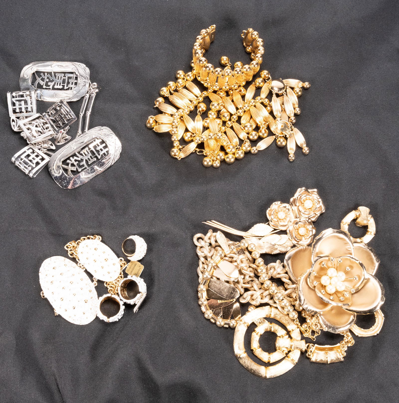 Costume Jewelry Grouping (1 of 7)