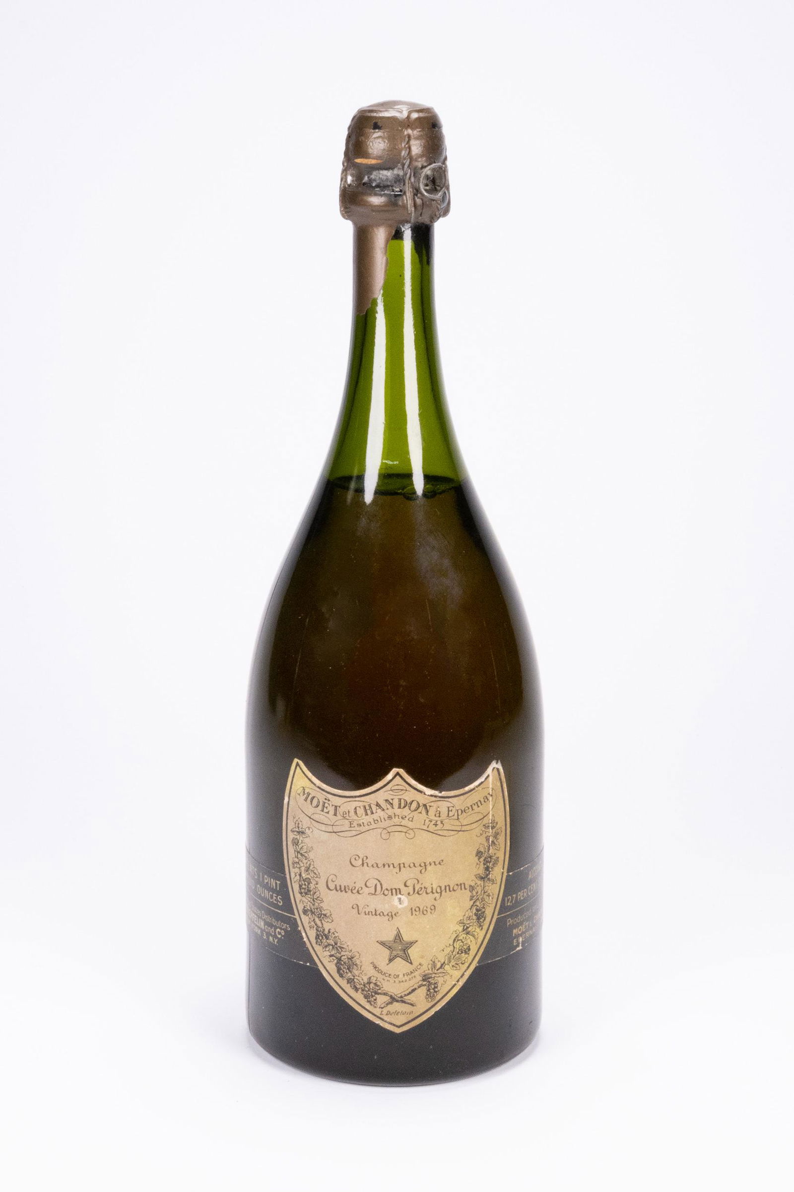Moet Chandon Cuvee Dom Perignon Champagne 1969 (1 of 6)