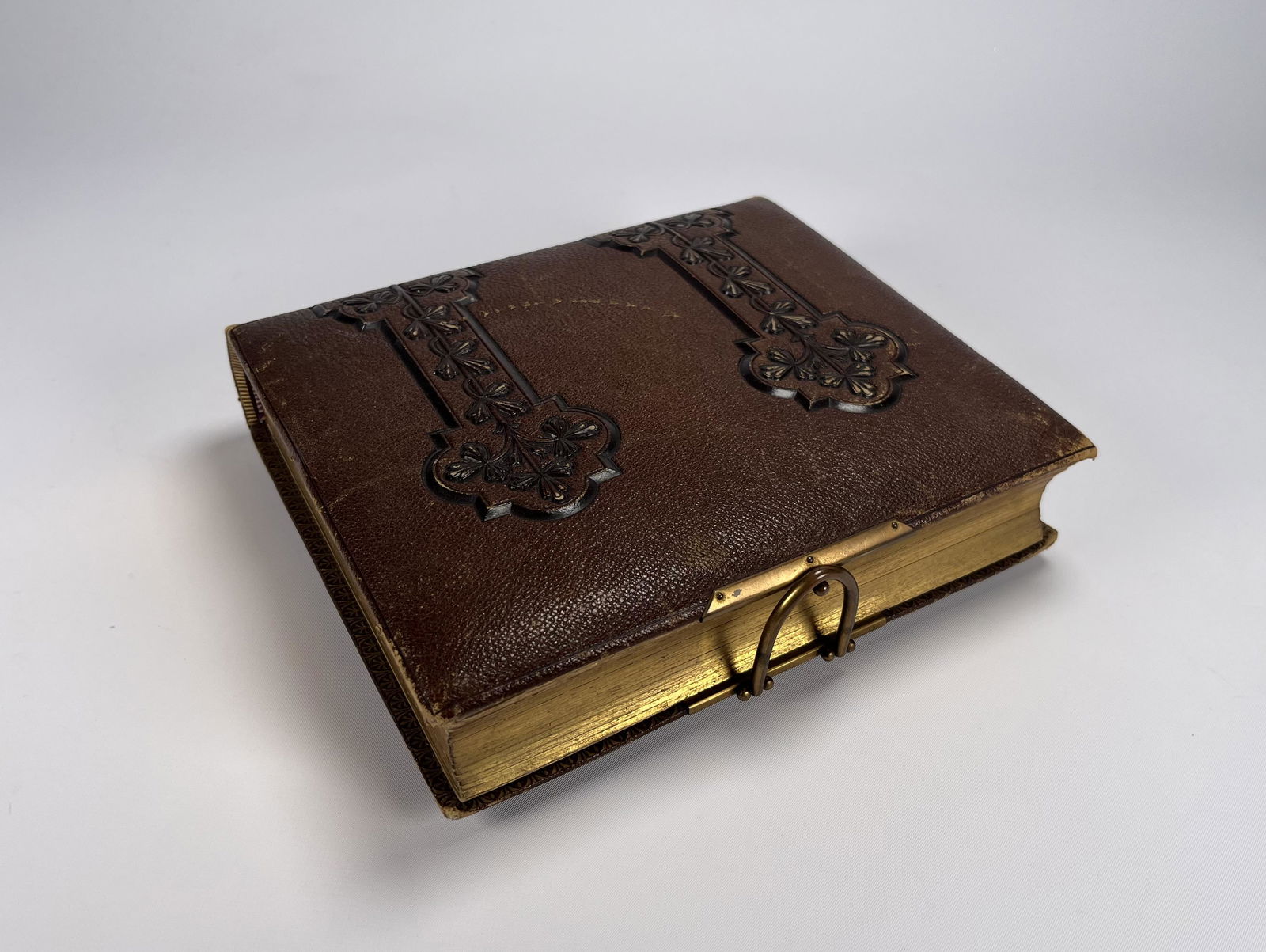 Leather Bound Photo Album (1880) England With Hand Written Letter Soldier Photo (1 of 10)