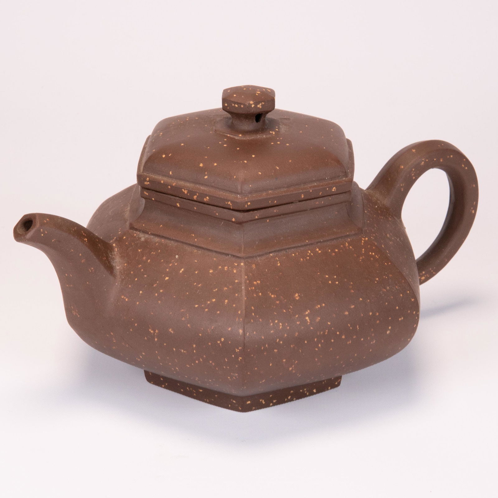Chinese Hexagonal Shaped Yixing Zisha Teapot (1 of 3)