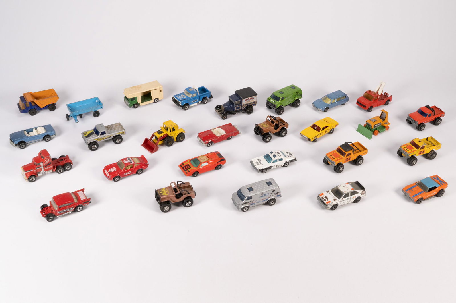Vintage (70-80's) Matchbox Car Suoerfast Lot: Vintage ( 1970-1980's ) Matchbox Cars Suoerfast Cars Trucks Hotrods In Overall Good Condition Please look at Photos Closely Out of a New York City Estate