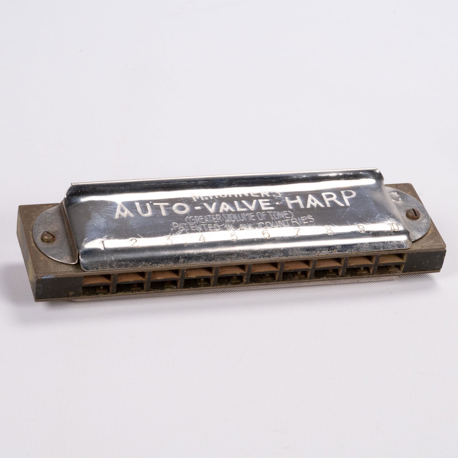 Hohner Auto Valve Harp Octave W/ Box