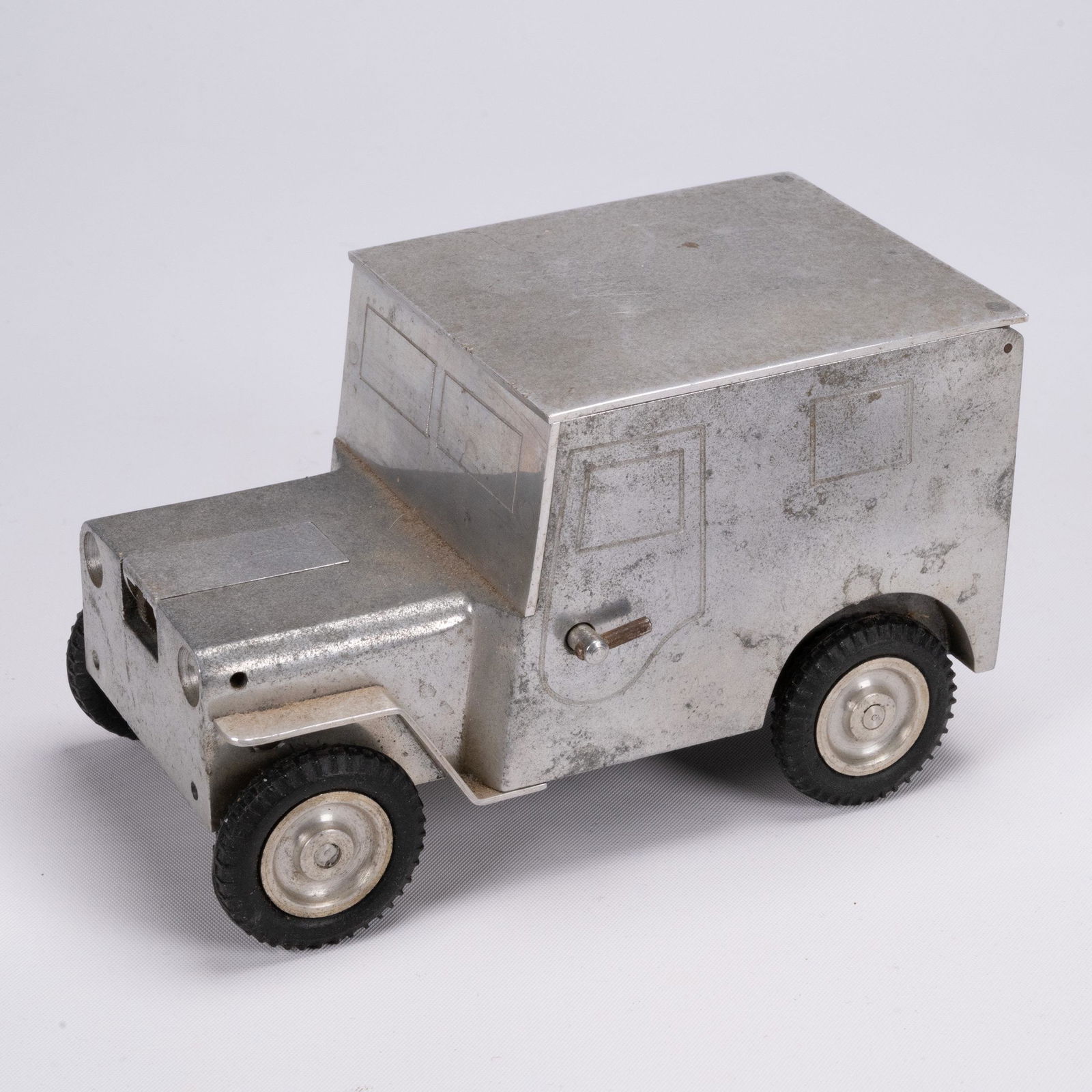 1940s Baier Hand-Machined Jeep Ges-Gesch Table Lighter & Holder (1 of 6)