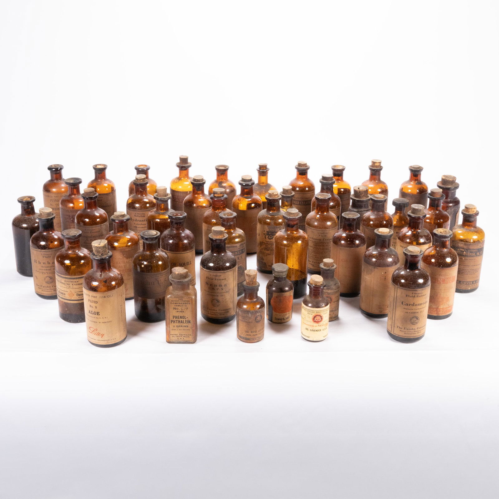 Antique Pharmaceutical  Chemical Bottles (1 of 8)