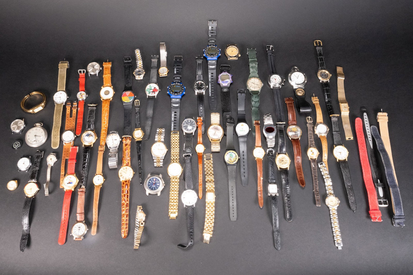 Large Watch Lot Seiko Citizen Timex Gruen Bulova (1 of 12)