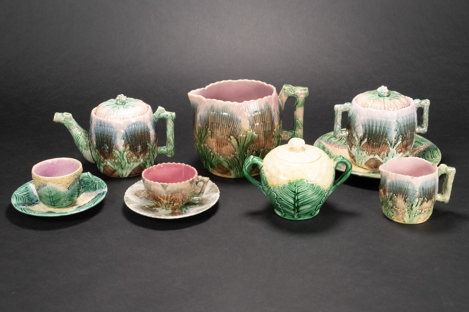 19th c. Etruscan Majolica Pottery: Victorian 19th Century Griffen Smith & Hall Etruscan Majolica Pottery 10pc Serving Set Shell and Seaweed Pattern 1x Large Pitcher Jug 6" H 8.5" L 6" W 1x Teapot / Coffee Pot 5.5" H 9" L 4" D 1x Sugar 