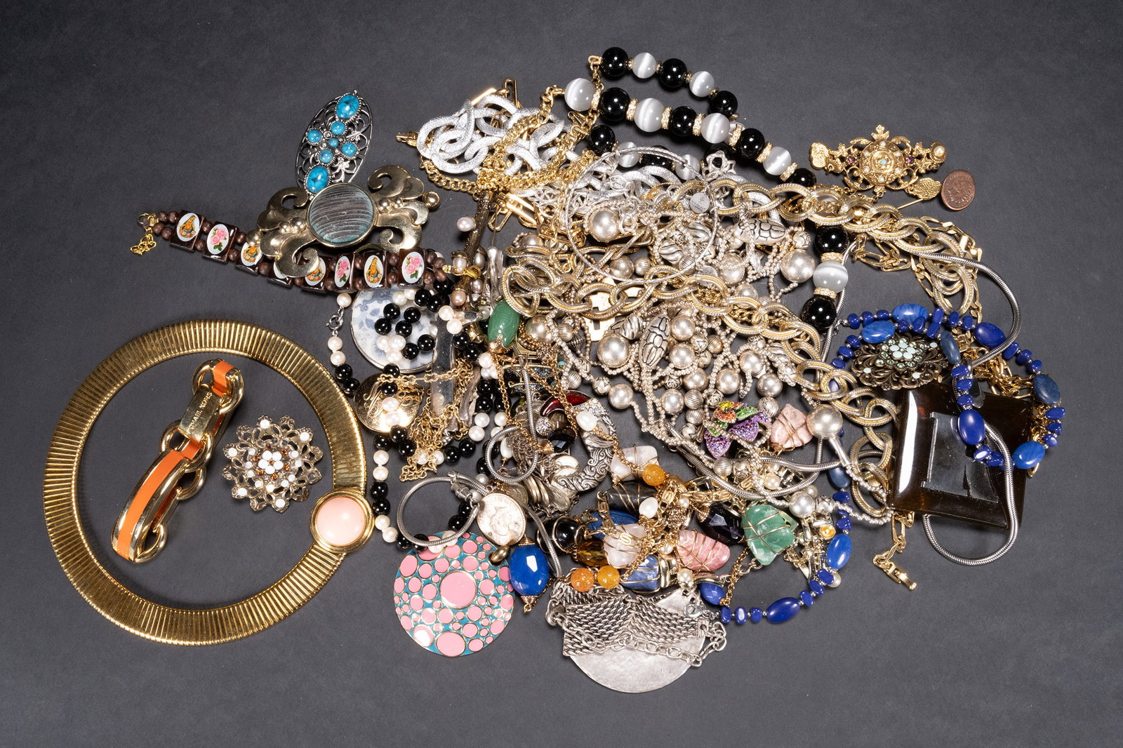 Large Designer Costume Jewelry Lot Monet Heidi Daus Rachels TC Volan Kirks Folly Chaps etc: Large Designer Costume Jewelry Lot Monet Heidi Daus Rachels TC, Volan Kirks Folly Chaps and Others Costume Jewelry Lots May or May Not Contain Rings Necklaces Bracelets Brooches Pins Some Items May Ne