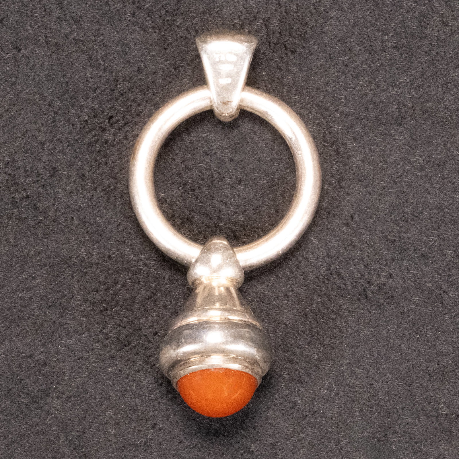 Tiffany & Co Carnelian Cabochon Necklace Pendant Sterling Silver: Tiffany & Co Cornelian Cabochon Semi Precious Stone Necklace Pendant Italian Made Sterling Silver Out of a New York City Estate