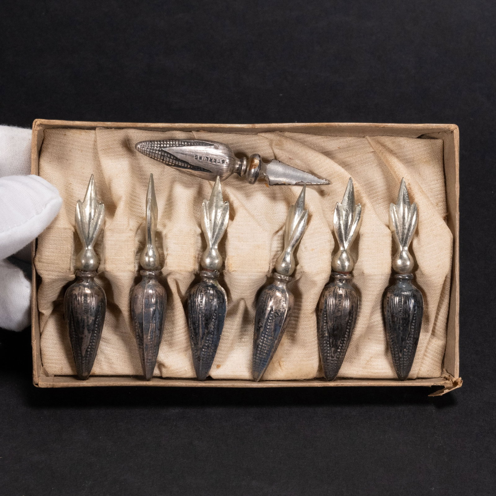 Gorham Fancy Sterling Silver Corn Cob Holder Set: Gorham Sterling Silver Corn Cob Holders Set of Six 6 Fancy and 1 One Additional Common Each Piece In Overall Good Condition Please look at Photos Closely Out of a New York City Estate