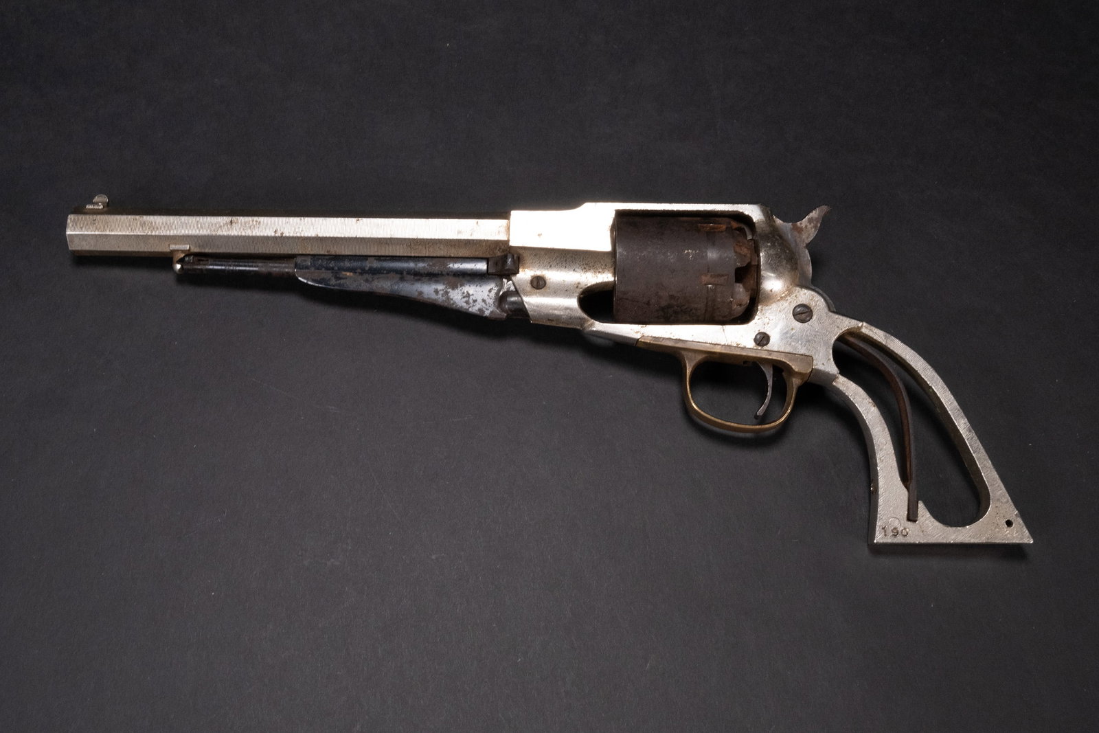 1858 Remington Black Powder Revolver 44 Caliber: 1858 Remington Black Powder Revolver 44 Caliber one of the major side arms of the Civil War and was the last of the Remington percussion revolvers to be manufactured This Hand gun features a tapered o