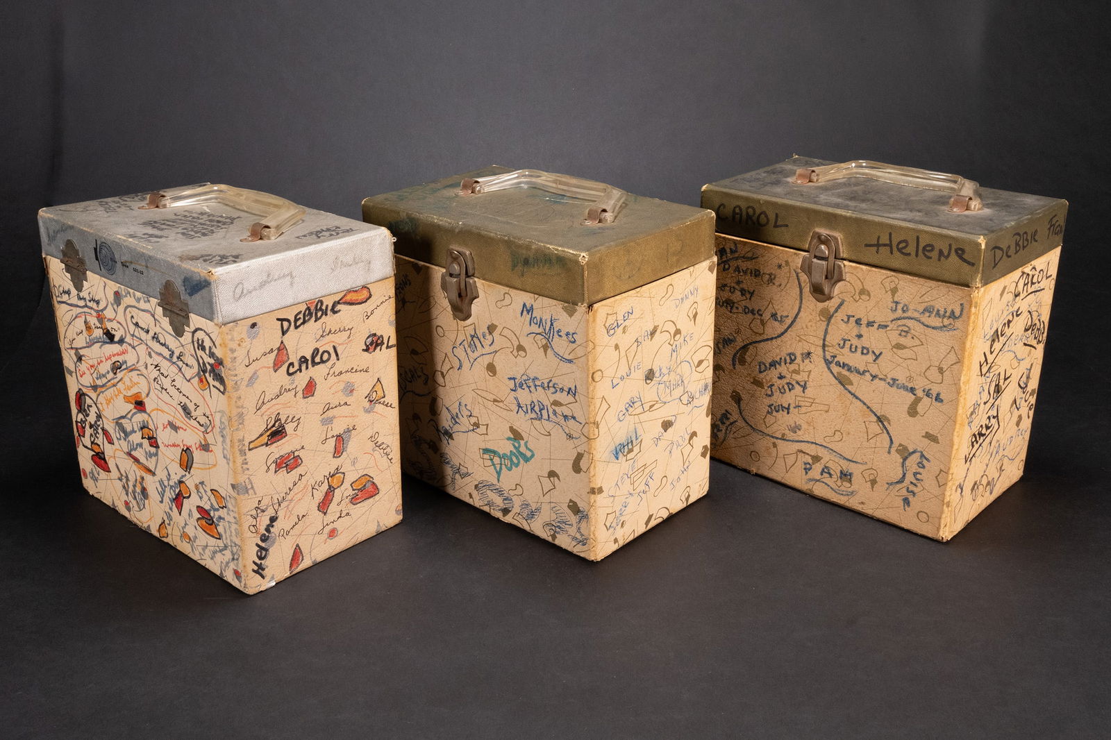 Collection of 1950s-70's 45 RPM Records Lot: Collection 45" Records 50,s-70's With Record Cases Elvis Beatles Cher, Tommy James Connie Francis Gary Puckett Jay and The Americans The Who, The Beach Boys Sam And Dave The Doors The Young Rascals He