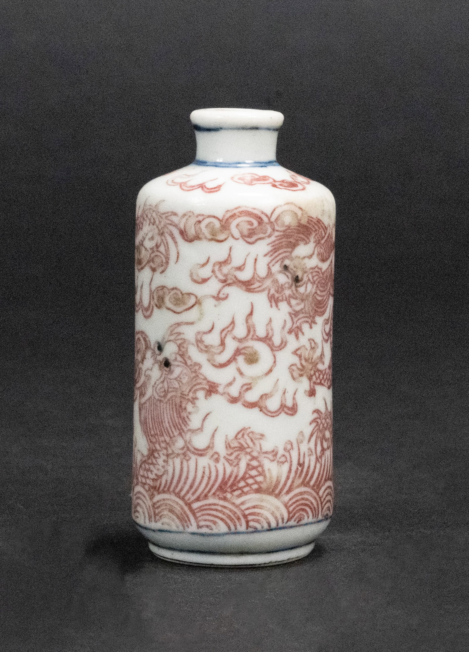 Chinese Porcelain Dragon Snuff Bottle 19th c. (1 of 9)