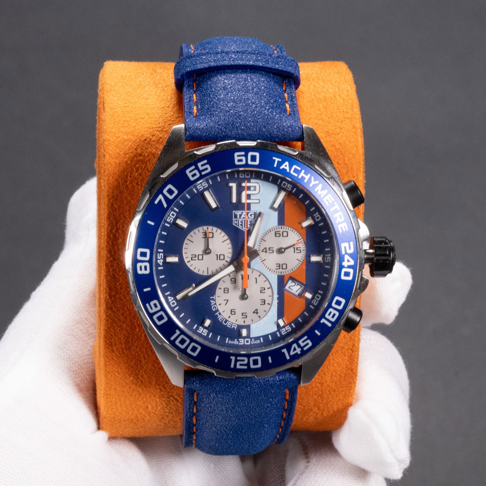 Tag Heuer Formula 1 Gulf Racing Chronograph Wristwatch Limited (1 of 6)
