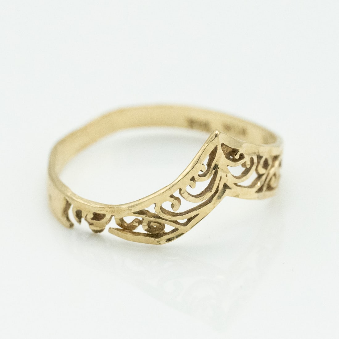 14k Gold Filigree Chevron Ring (1 of 5)