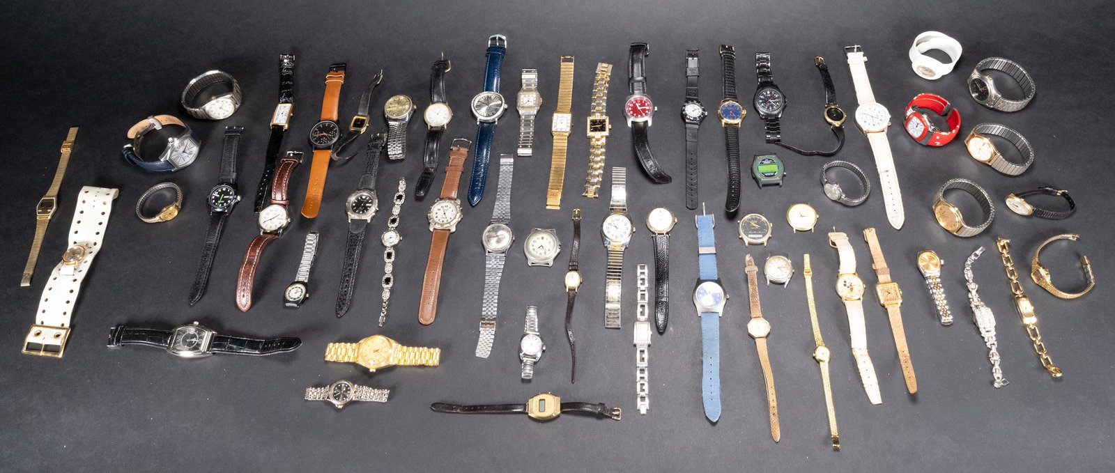 Vintage Wrist watch Lot of Over 60 (1 of 3)