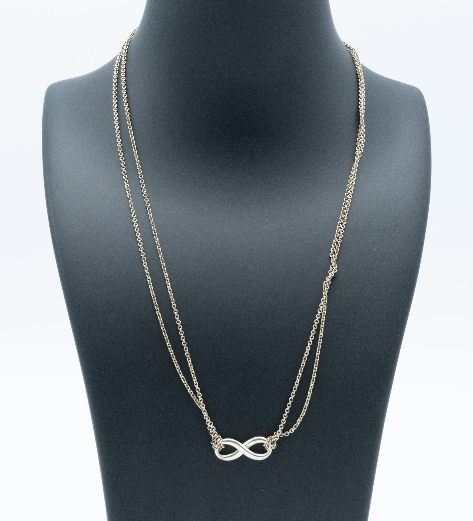 Tiffany & Co Sterling Silver Infinity Necklace (1 of 8)