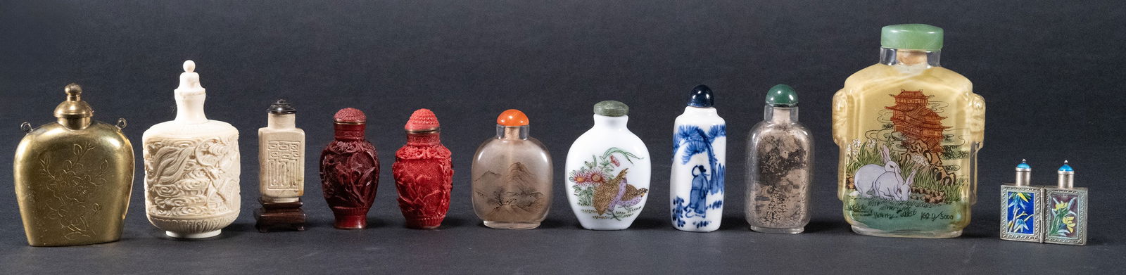 Chinese Snuff Bottle Collection Grouping (1 of 6)