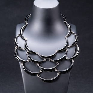 Antonio Pineda (Taxco Mexico 1919 - 2009) 970 Sterling Silver & Black Onyx "Crescent Moon " Necklace: Antonio Pineda ( Texco Mexican 1919 - 2009 ) 970 Sterling Silver and Black Onyx or Jade ? " Crescent Moons " Necklace Circa 1950's MCM Polished Black Onyx in the Form of Crescent Moons Hallmarked on R