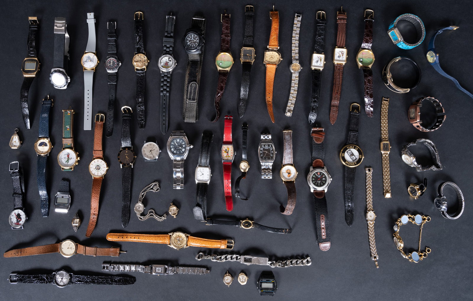 Large Vintage Wristwatch Lot Over 50 (1 of 5)