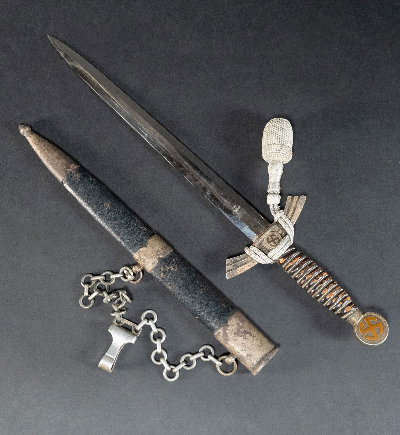 WWII German Luftwaffe Dagger 1st Model w/ Hanger & Knot (1 of 9)