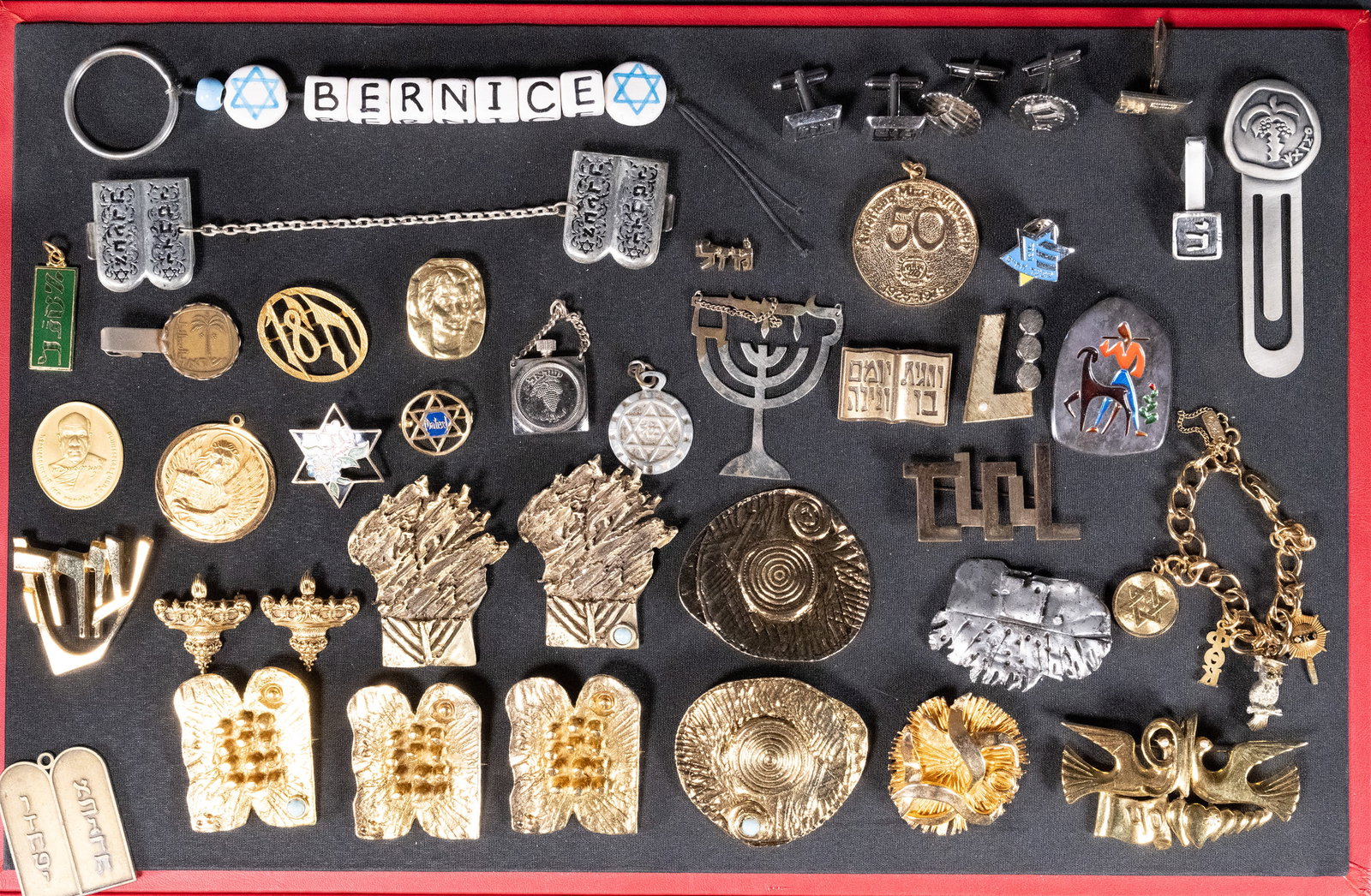 Judaic Vintage Designer Costume Jewelry CollectionGroup Lot Pins Brooches Necklaces Bracelets etc (1 of 4)