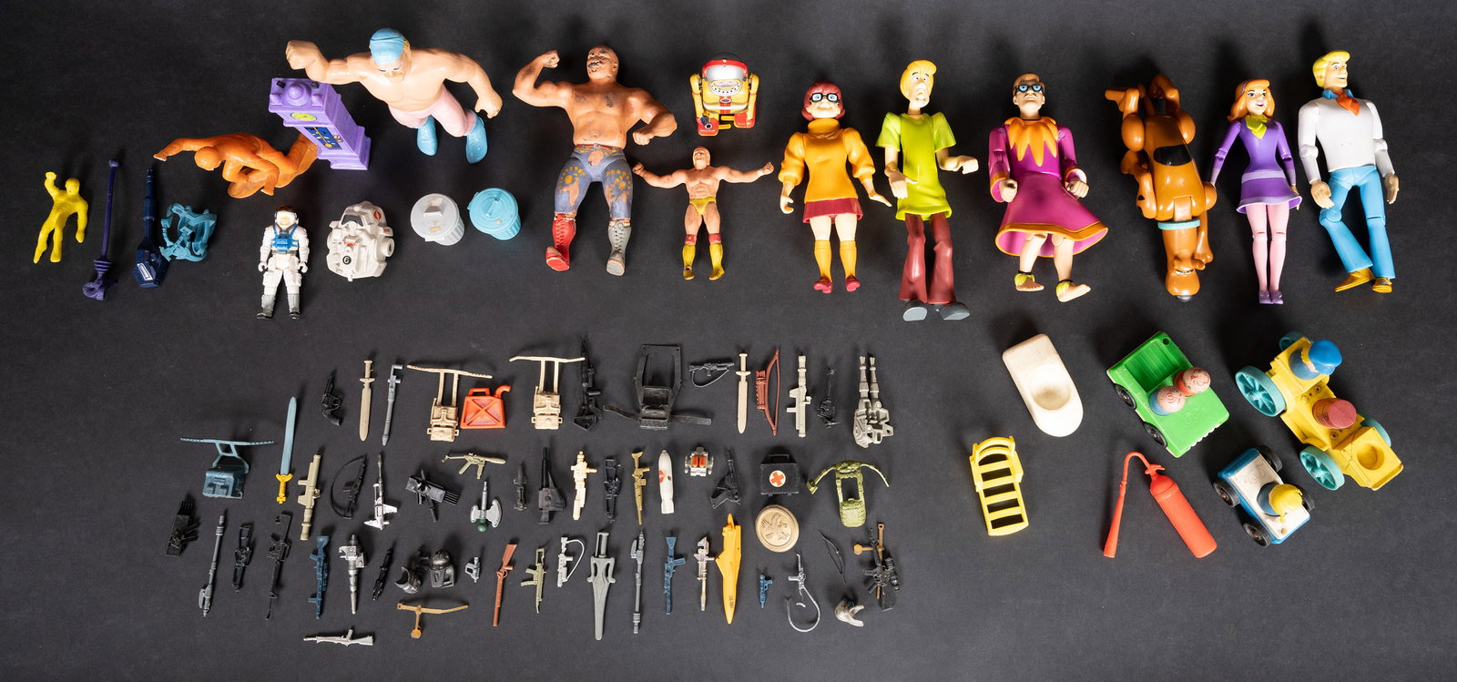 Large Vintage Toy Collection Lot GI Joe Star Wars WWF WWE MASK Heman Scooby Doo etc: Large Vintage Toys Collections Grouping Group Lot GI Joe Star Wars WWF WWE M.A.S.K. Fischer Price Marx and More Scooby Doo 9" Figures Shaggy Scooby Daphne Velma Fred and DR Vodoo in a Purple Dress The