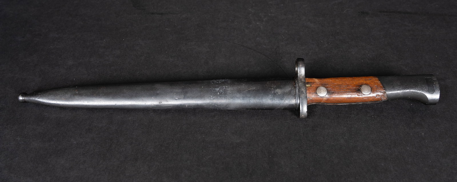 Original Japanese WWII Type 30 Bayonet Sword: Original Japanese WWII Type 30 Bayonet Sword Kokura Army Arsenal Produced by Matsushita as the markings on the Ricassa suggest. The metal parts on both bayonet and scabbard are blued. This Type 30 bay