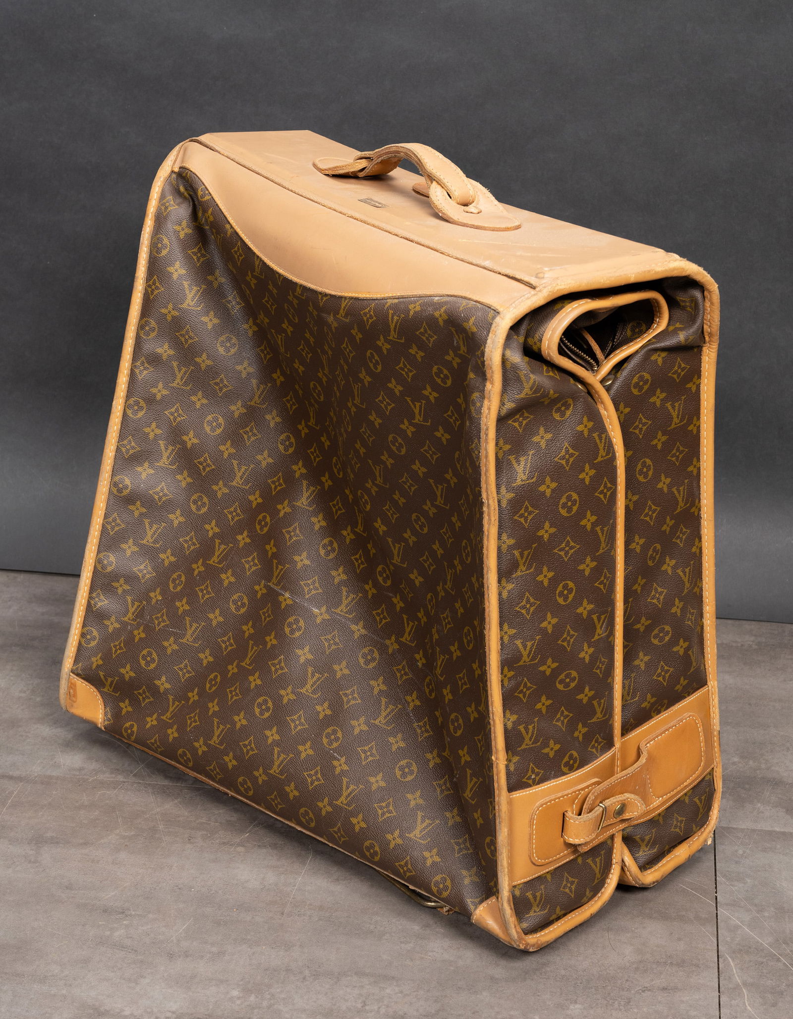 Louis Vuitton Large Folding Garment Bag Suitcase (1 of 11)