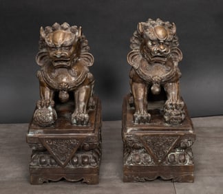 Large Chinese Feng Shui Guardian Foo Dog Bronze Statue Pair