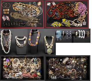 Unsearched Costume Jewelry Lot