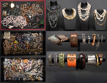 Unsearched Costume Jewelry Lot