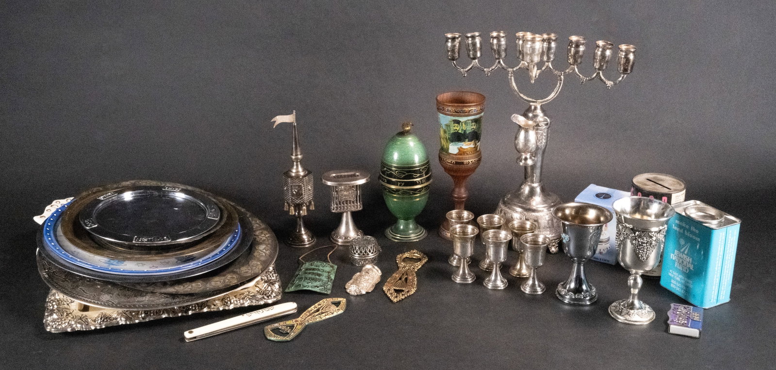 Judaica Tray & Tableware Collection Group Lot of 30 Items: Judaica Tray & Tableware Collection Group Lot Consisting of (1x) Jacob Rosenthal Judaica Collection 8" Ceramic Plate Susan Fischer Weis (1x) Passover Seder Plate with Handles Gold Gilt ^ Evenly Spaced