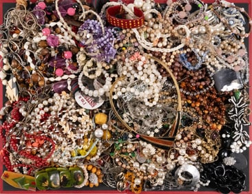Unsearched Costume Jewelry Lot