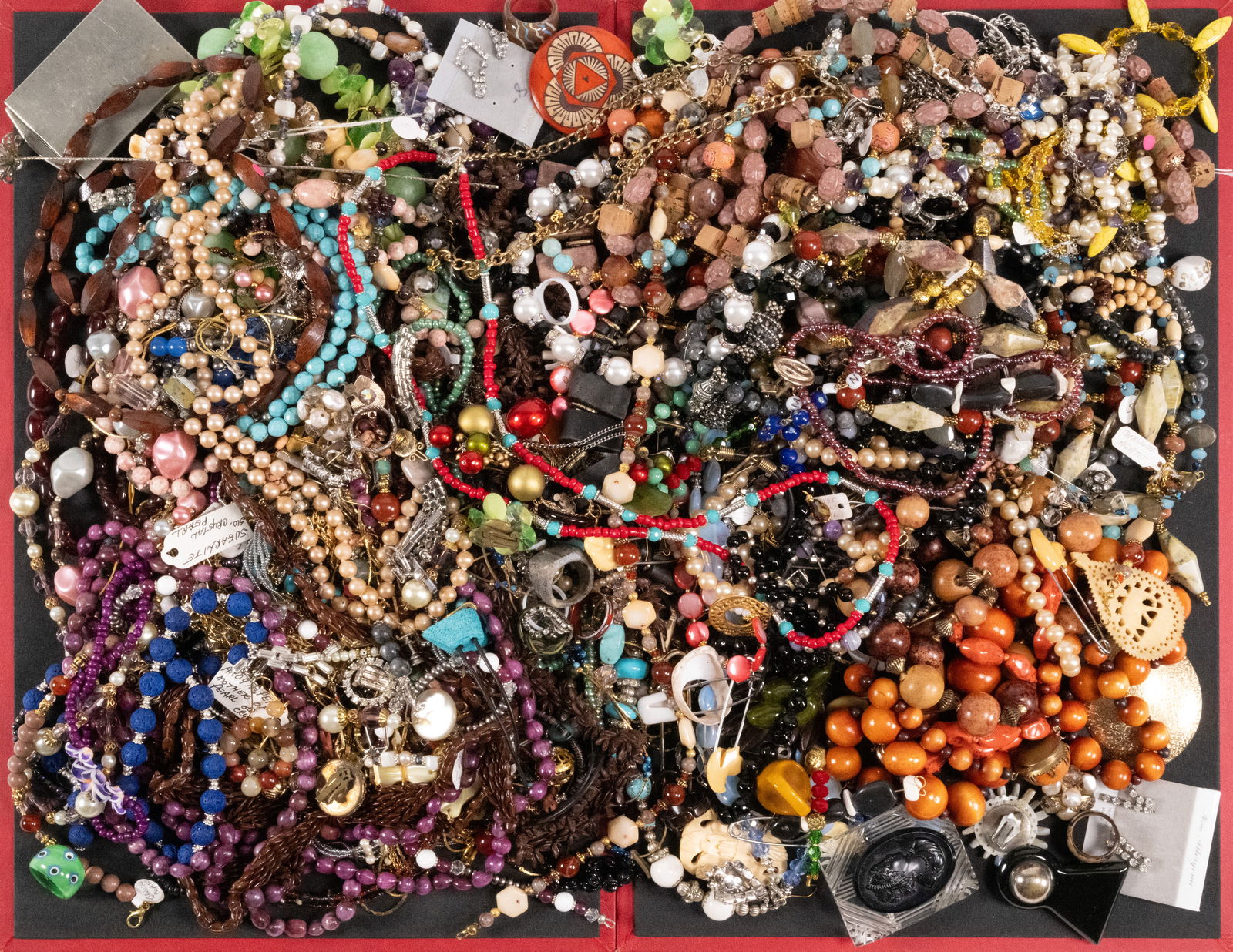 Unsearched Costume Jewelry Lot (1 of 5)