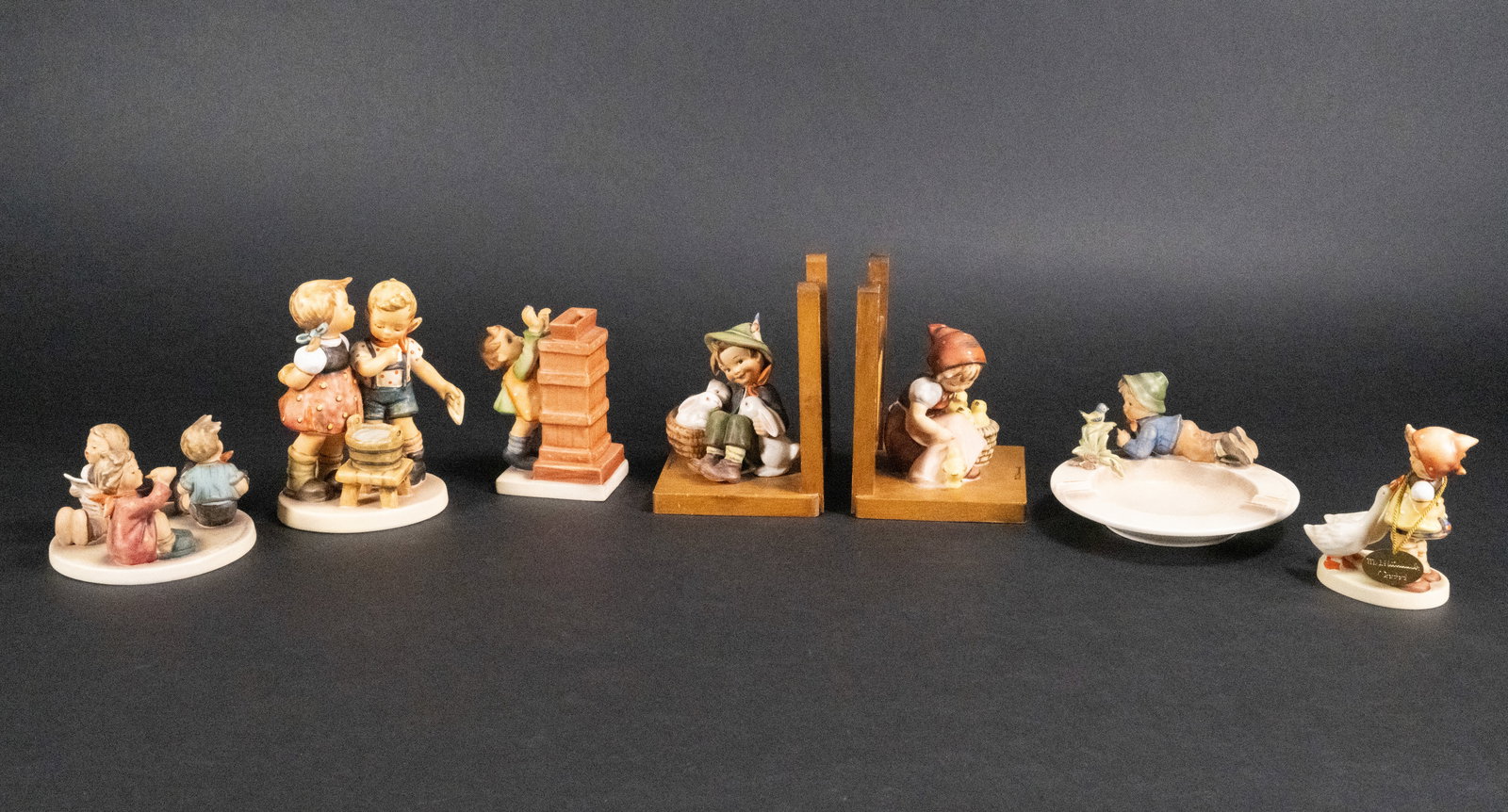 Lot of Hummel Figurines (1 of 6)