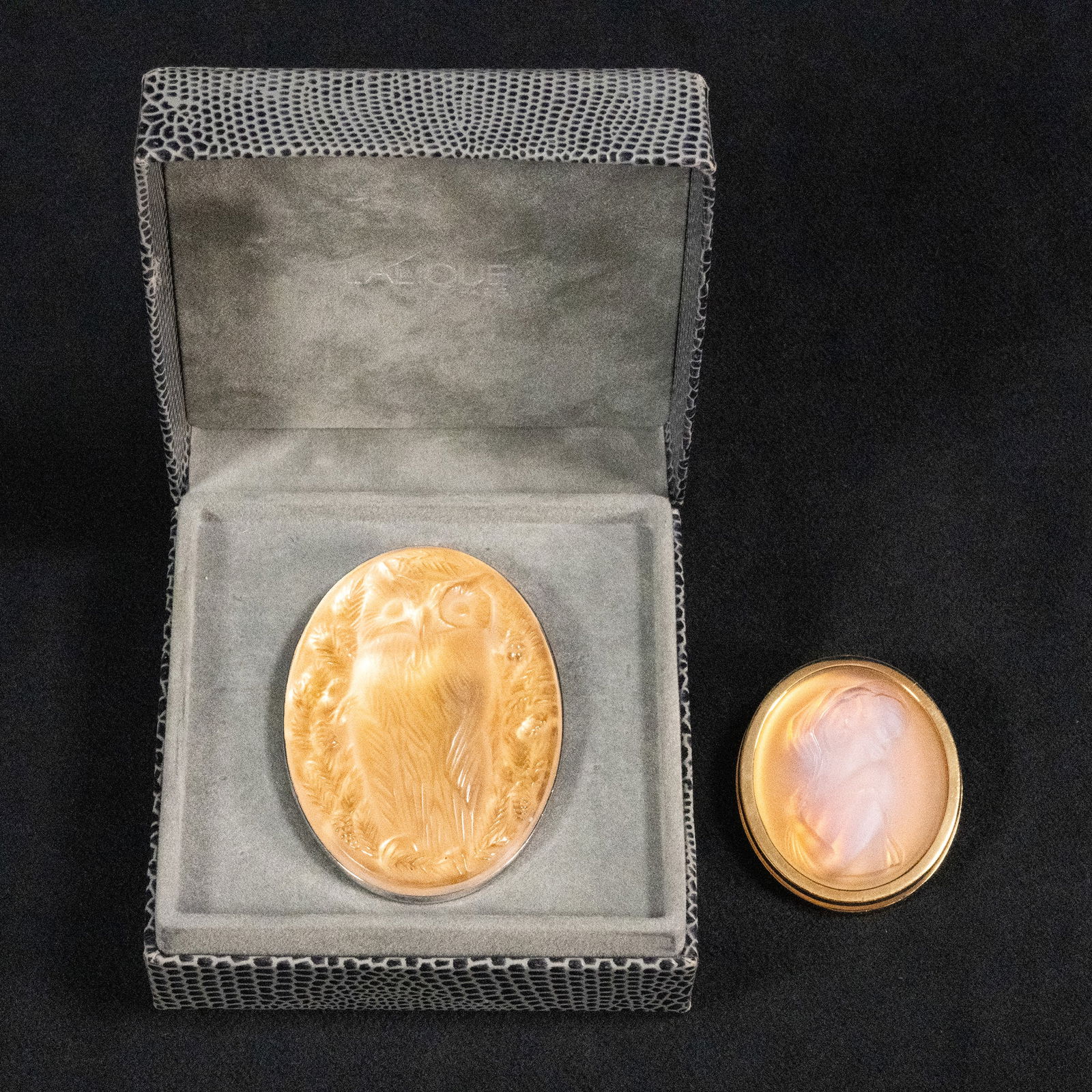 Lalique France Crystal Art Glass Brooch Collection Group Lot (1 of 8)