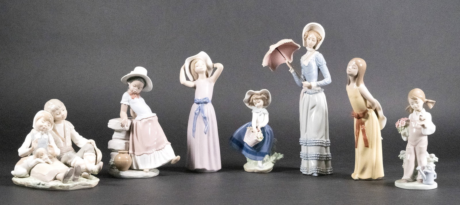 Lladro Ceramic Sculpture Collection Group Lot (1 of 6)